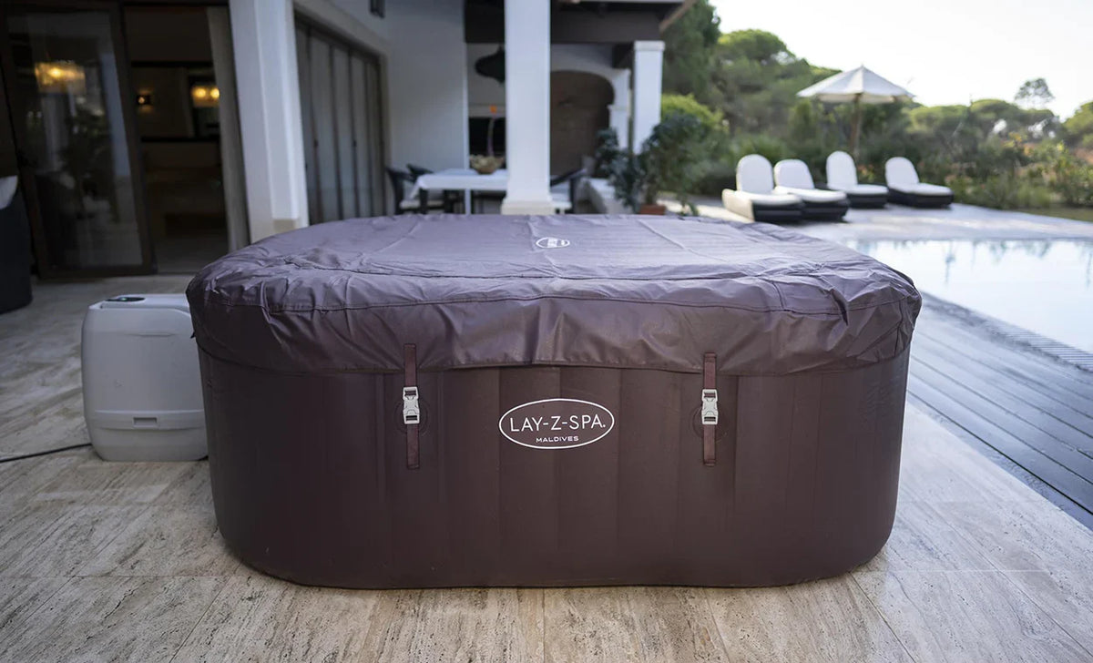 Lay-Z-Spa Maldives 7 Person HydroJet Pro Hot Tub
